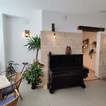 Calvario Plaza 4*