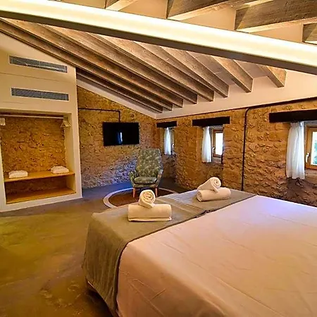 Calvario Plaza 4*